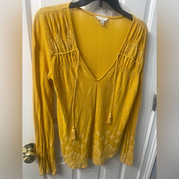 Lucky Brand Yellow Floral Print Vneck Boho Tassel Top Size Small - Picture 3 of 7